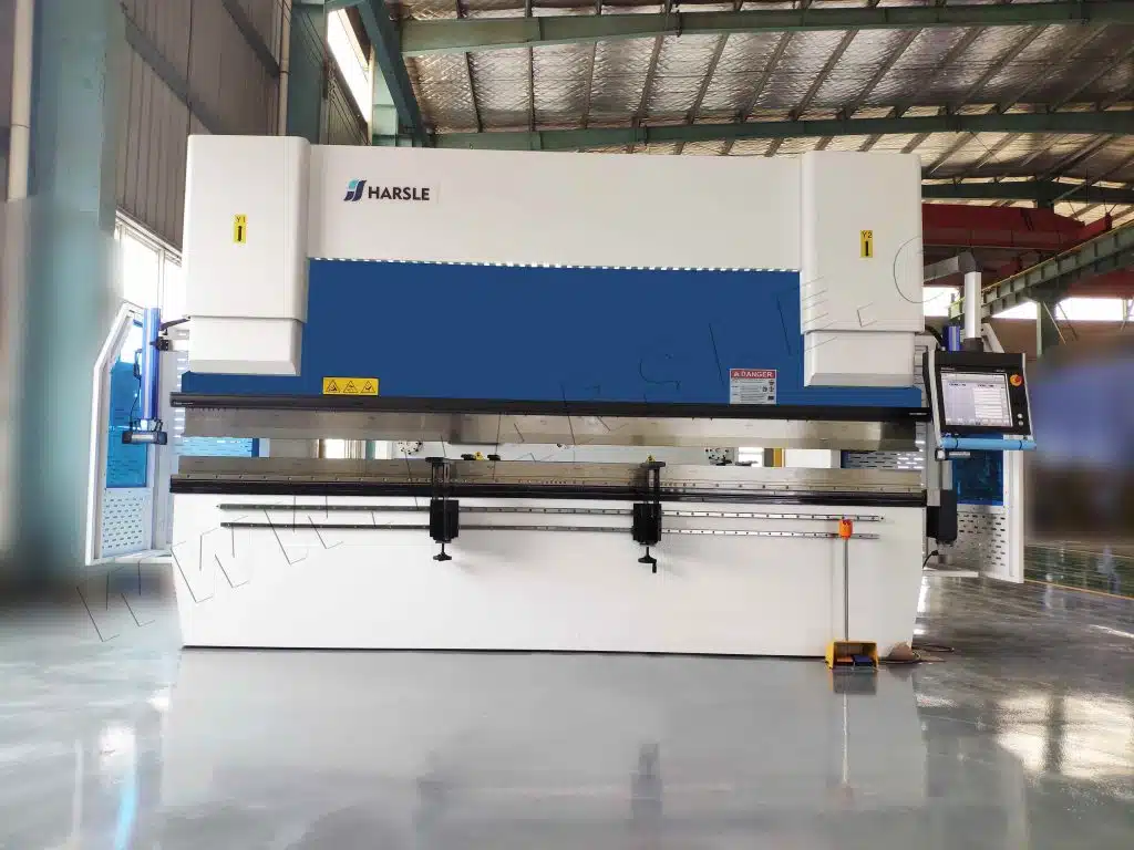 THE DIFFERENCE BETWEEN HYBRID CNC PRESS BRAKE AND ELECTRO-HYDRAULIC CNC PRESS BRAKE 3 THE DIFFERENCE BETWEEN HYBRID CNC PRESS BRAKE AND ELECTRO-HYDRAULIC CNC PRESS BRAKE