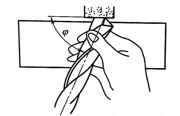 Three Things Nobody Told You About Processing Holes With Drills 10 Tres cosas que nadie le dijo sobre el procesamiento de agujeros con taladros