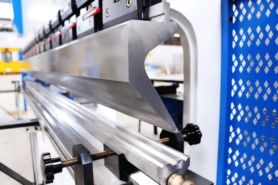 7 Quick Tips Regarding Press Brakes Tooling 5 7 Quick Tips Regarding Press Brakes Tooling