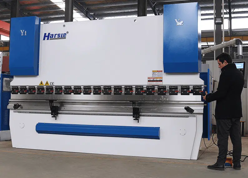 Ultimate Revelation of Press Brake Machine Crowning Device 10 DA52S CNC Press Brake Machine