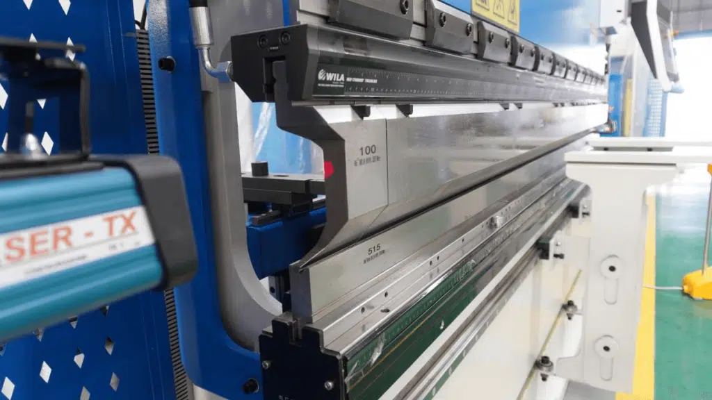 7 Knowledge Points You Should Know About CNC Press Brakes 5 Abrazadera rápida WILA