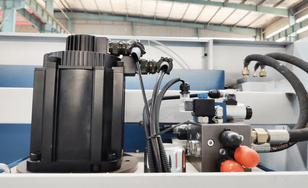 5 Best Things About Electro-hydraulic Servo Bending Machine 5 press brake machine 4 1