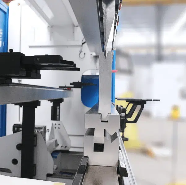 How Much do You Know About Press Brake Tooling Heat Treatment? 6 هيمينغ لكمة ويموت