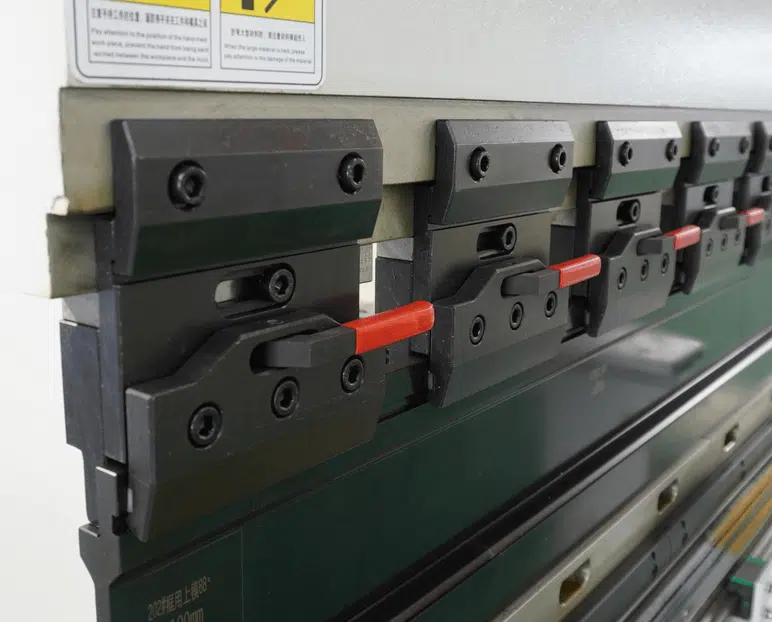 Manual Clamping